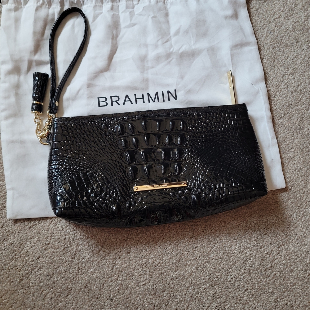 NWOT BRAHMIN KAYLA WRISTLET IN BLACK MELBOURNE